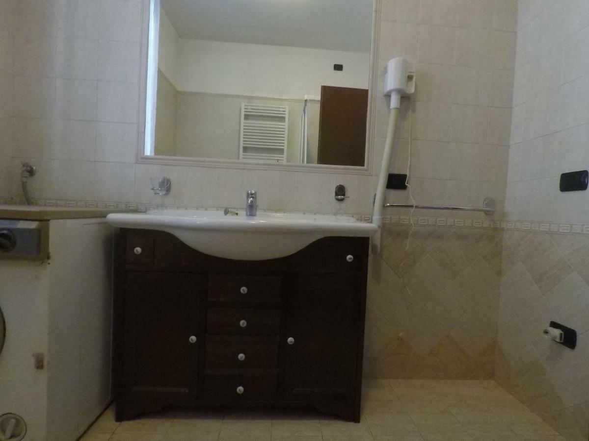 Appartamento Elisabeth San Benedetto del Tronto Esterno foto